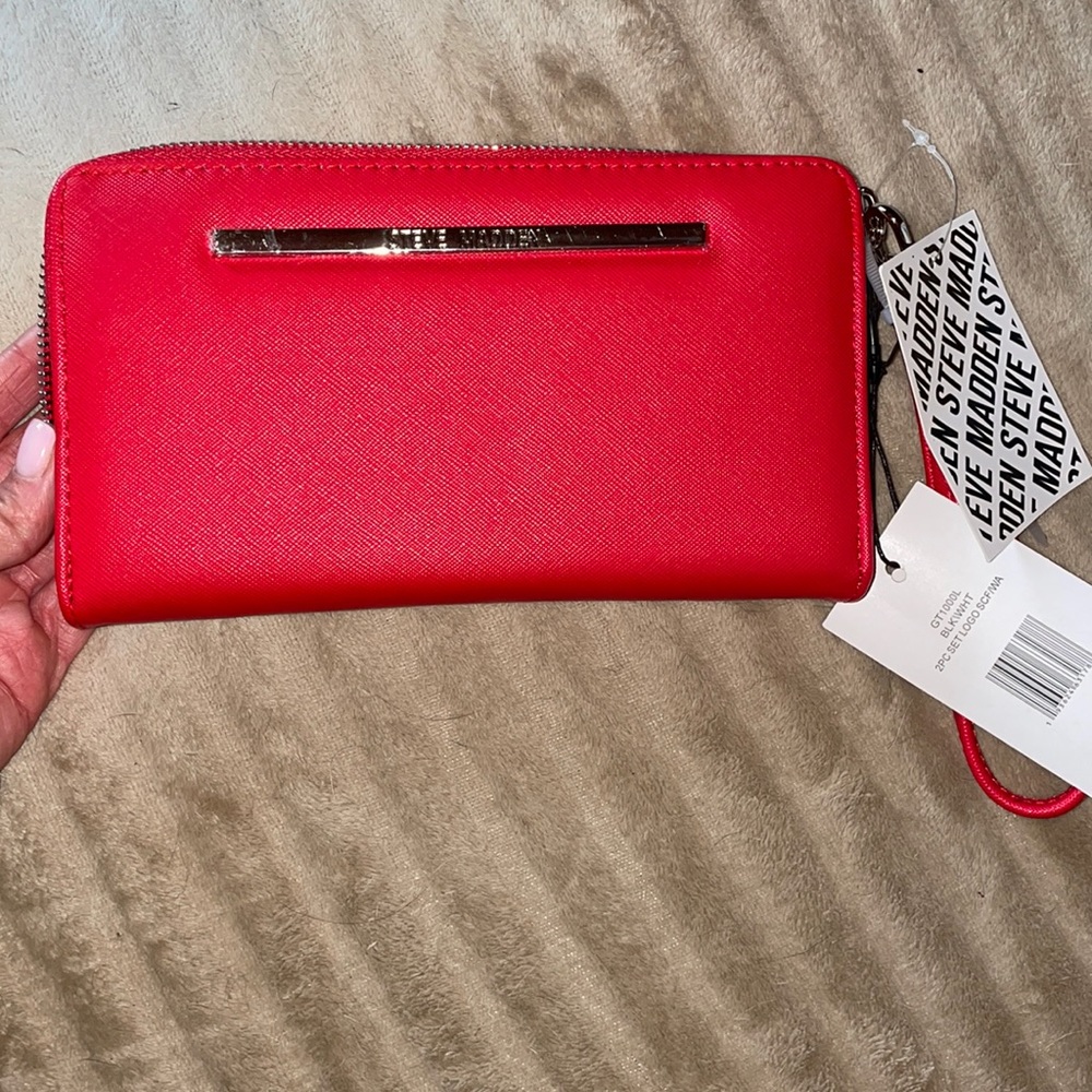 Steve Madden wallet